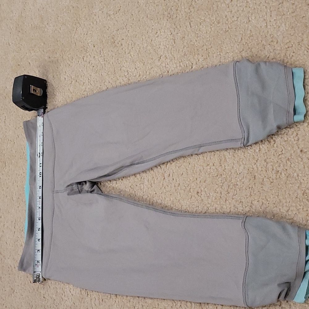 Lululemon cropped leggings sz 10 leggings, GUC